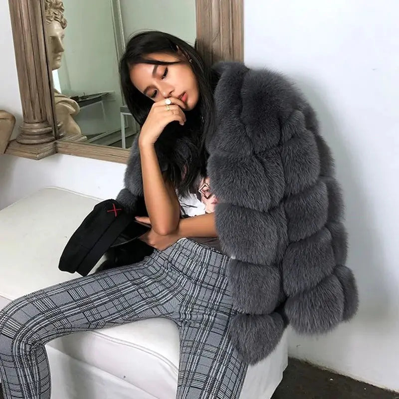 QUEENTINA Real Fur Short Coat Fashion Women Natural Fox Winter Trim Padded Insulated QUEENTINA Real Fur Short Coat Fashion Women Natural Fox Winter Trim Padded Insulated