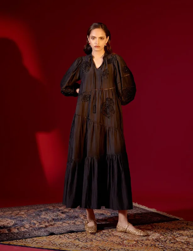 Irha black dress