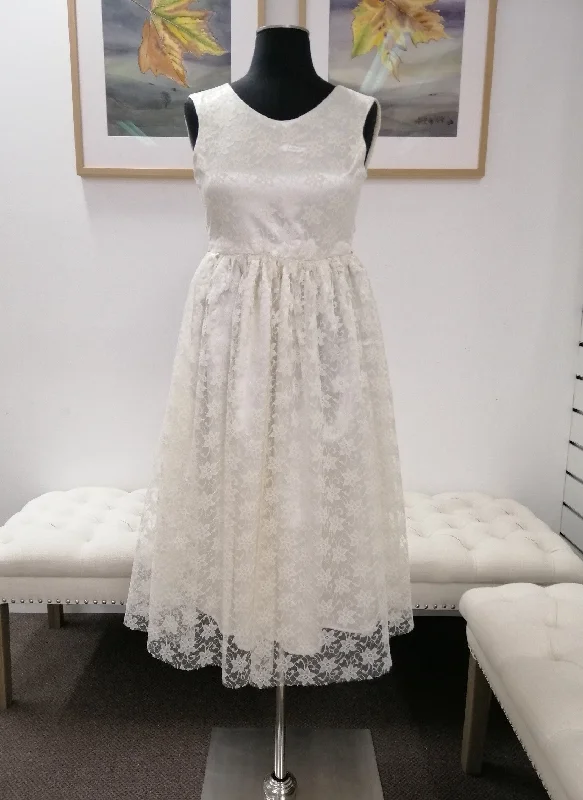 G20213. Ivory lace. Flower girl, communion, party dress age 10 Tunics Timeless classic G20213. Ivory lace. Flower girl, communion, party dress age 10 Tunics Timeless classic