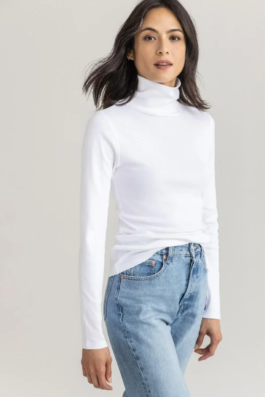 Long Sleeve Turtle Neck Tee in White Collared T-Shirt Boat Neck A-Line Collared T-Shirt Boat Neck A-Line